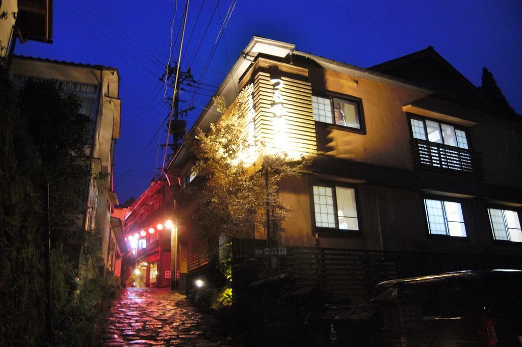 Ryokan Tsuruya Intaku Yufu Exteriör bild