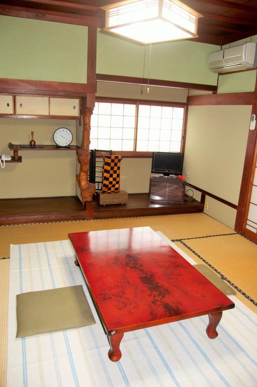 Ryokan Tsuruya Intaku Yufu Rum bild