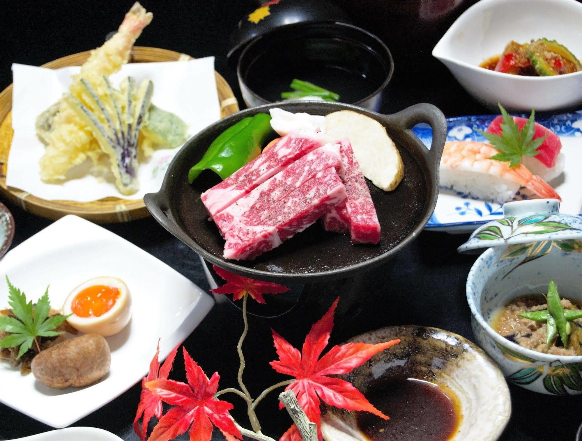 Ryokan Tsuruya Intaku Yufu Exteriör bild